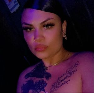 Meet your Posher, Ace